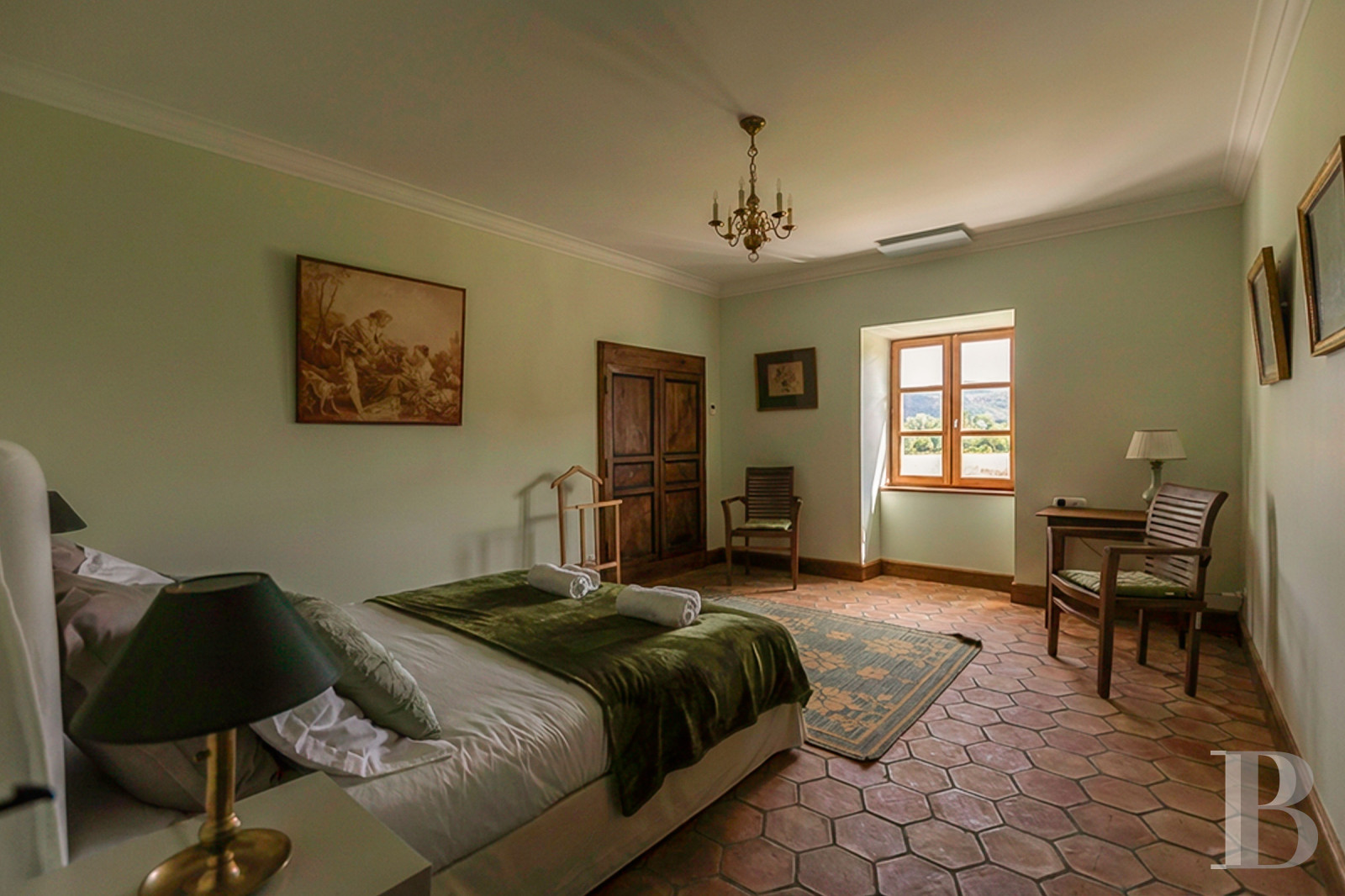 En Ardèche, à Saint-Alban-Auriolles, une ancienne ferme du 17e siècle à l’ombre d’un château - photo  n°14